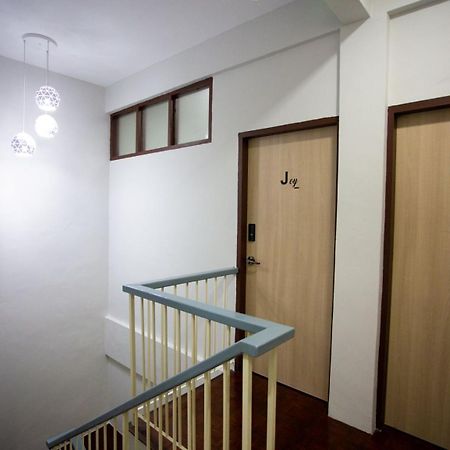 Hom2Rex Kuching Homestay Taman Timberland Extérieur photo