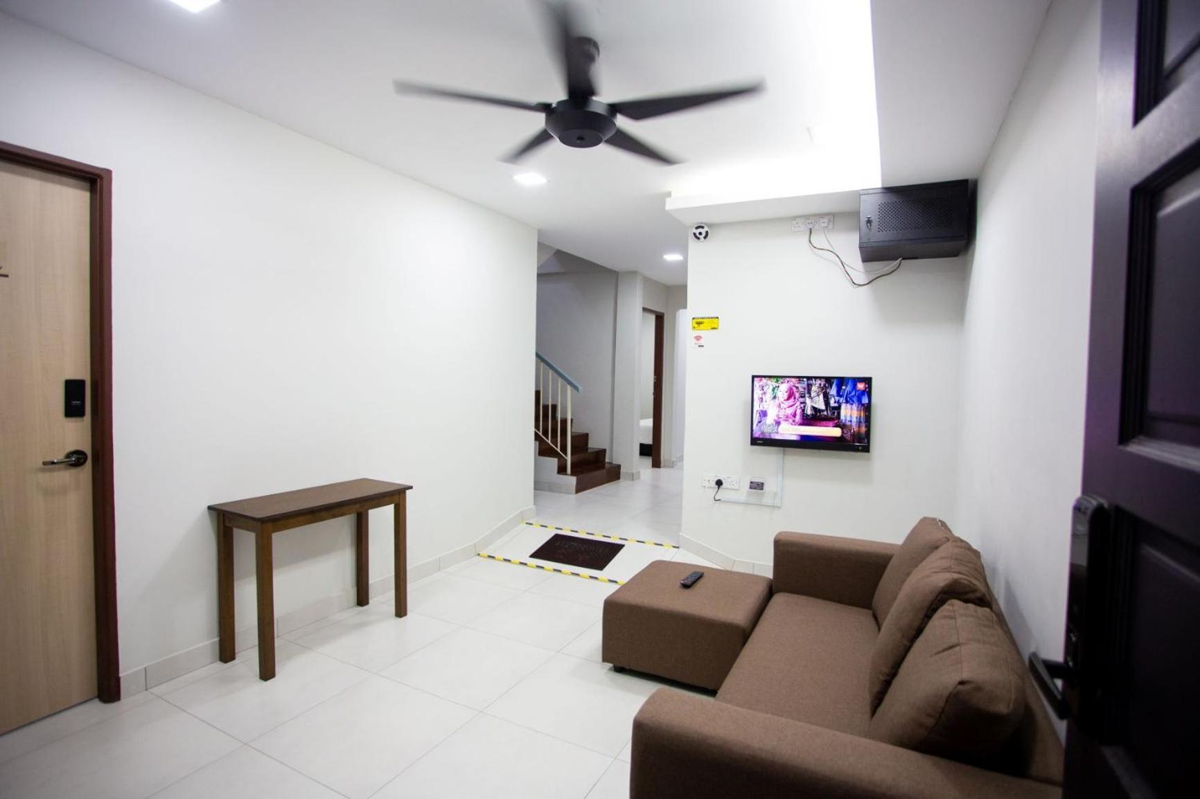 Hom2Rex Kuching Homestay Taman Timberland Extérieur photo